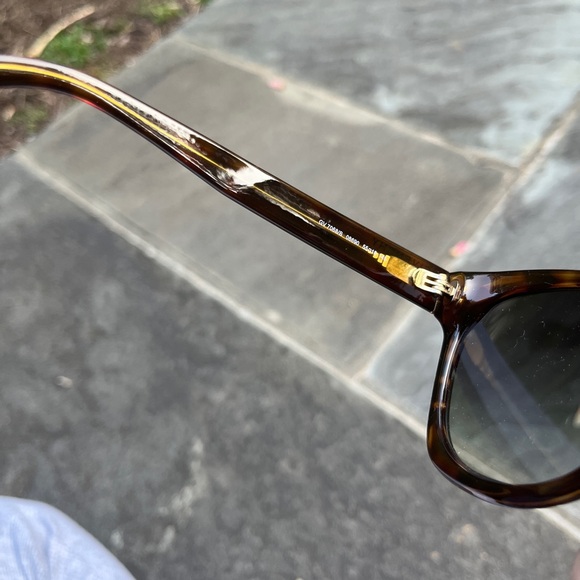 Brand new GIVENCHY Gv 7068/S Sunglasses - Picture 4 of 7